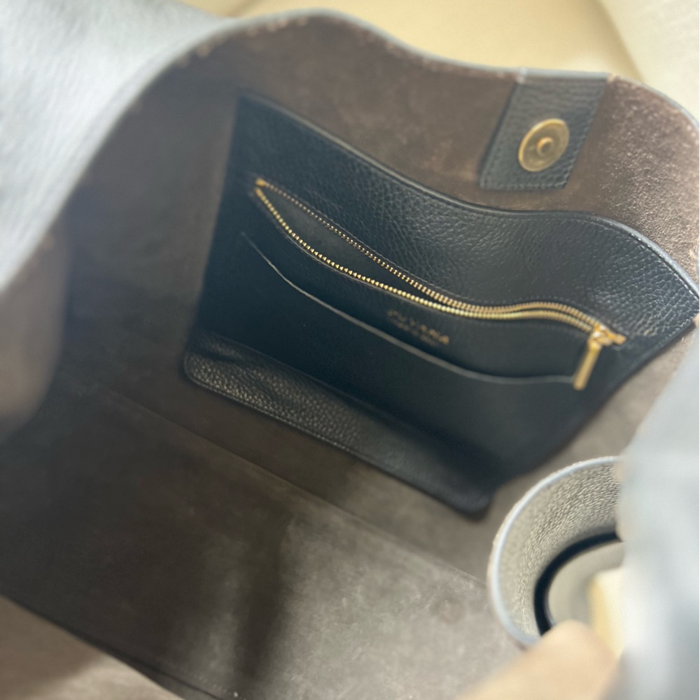 Cuyana Oversized Double Loop bag - Picture 8 of 15